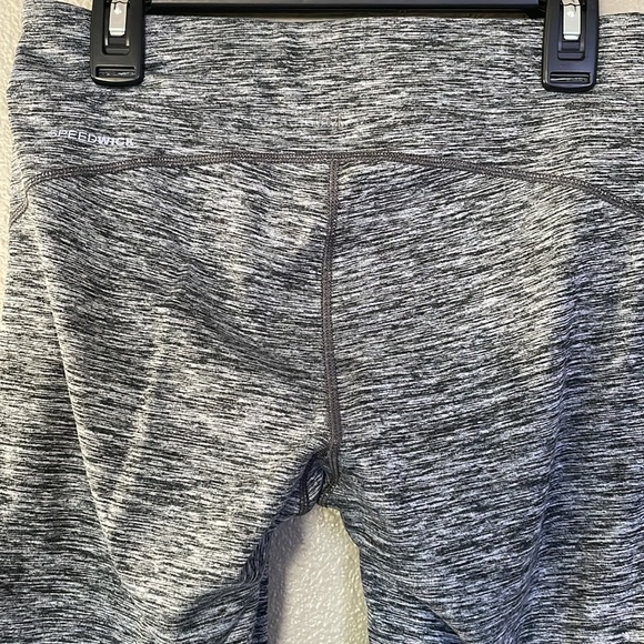 Reebok ankle length leggings, size small - Picture 5 of 7